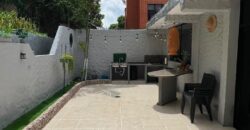 En Venta Townhouse Amoblado en Res La Montaña  El Bosque