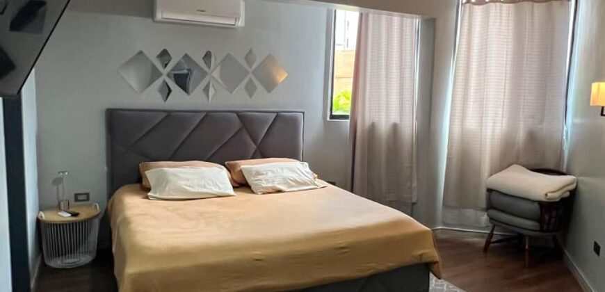 En Venta Townhouse Amoblado en Res La Montaña  El Bosque