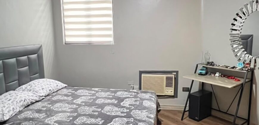 En Venta Townhouse Amoblado en Res La Montaña  El Bosque