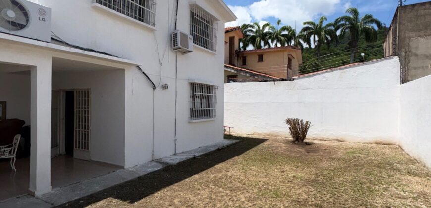 En venta casa en el Trigal Norte