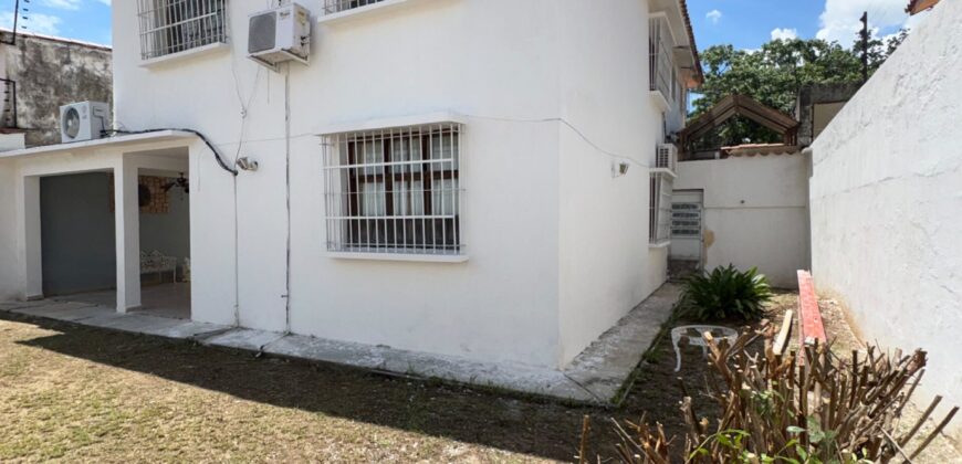 En venta casa en el Trigal Norte