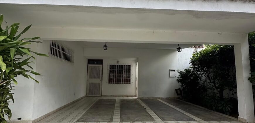 En venta casa en el Trigal Norte