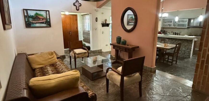 Casa en Villa Laguna Club en Guataparo