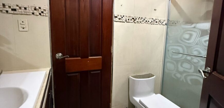 Casa en Villa Laguna Club en Guataparo