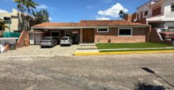 Casa en Villa Laguna Club en Guataparo
