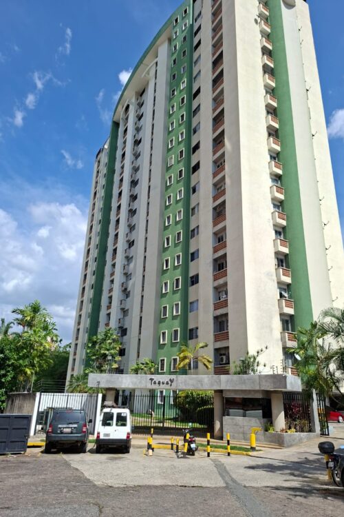 En venta apartamento Resd. Taguay | Los Mangos