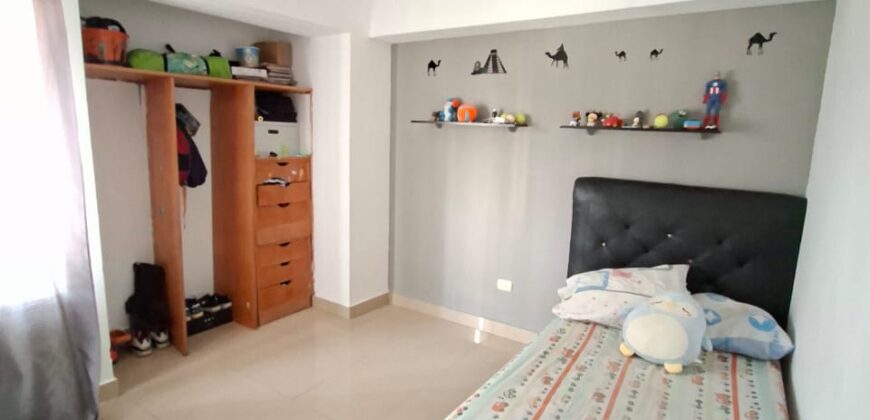 En venta apartamento Resd. Taguay | Los Mangos